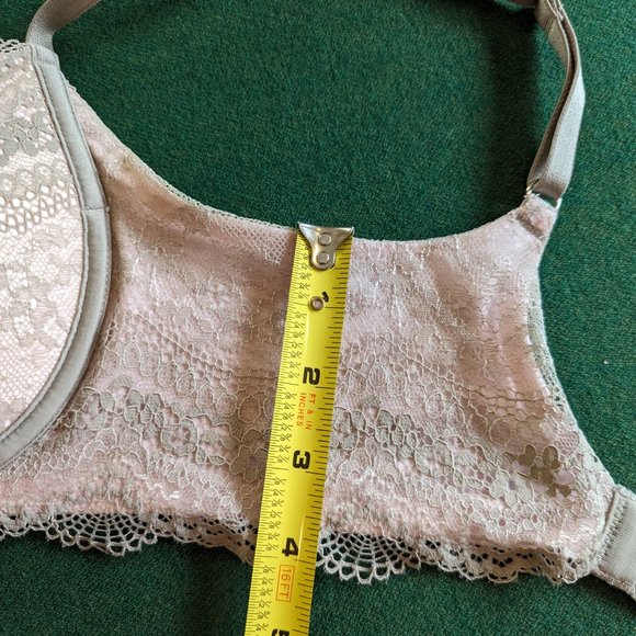 Victoria's Secret Plunge Bra 🩷 - Picture 7 of 7